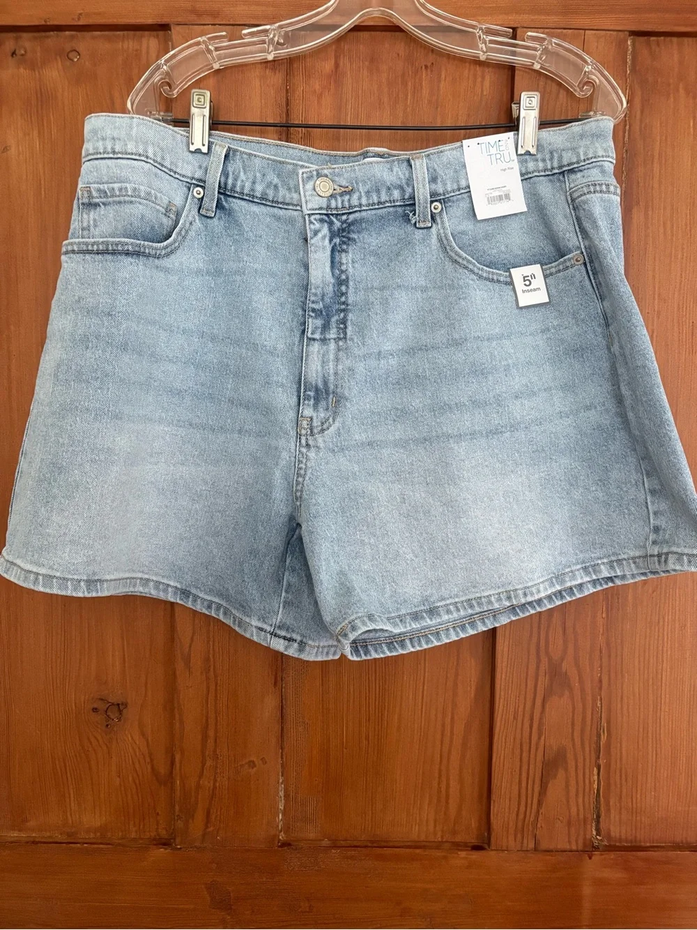 NWT Time and Tru Light Wash High-Rise Jean Blue  Shorts Size 18